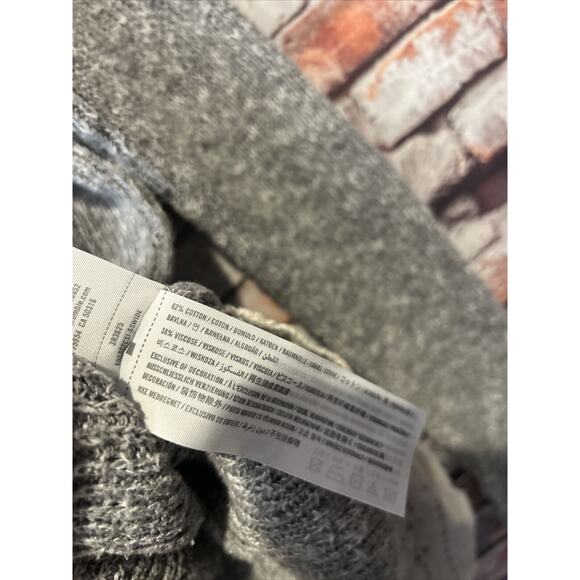 Hollister long sleeve  gray lace sweater pullover top open knit women's small - Picture 5 of 6